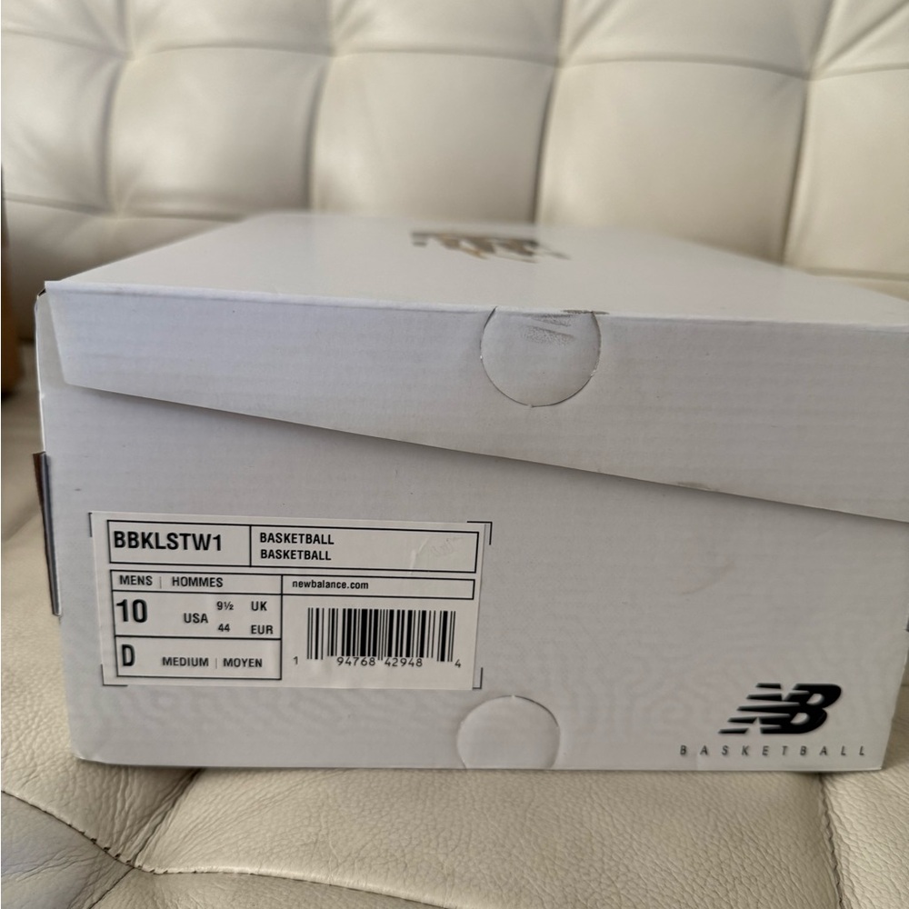 New Balance Kawhi Signature White Basketball Shoe Size 10